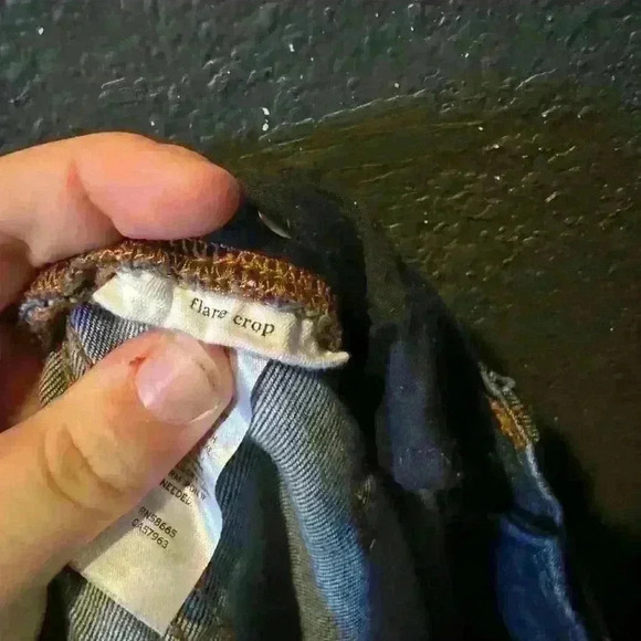 Women’s Halogen Dark Wash Crop Flare Jeans Size 30 - Picture 6 of 6